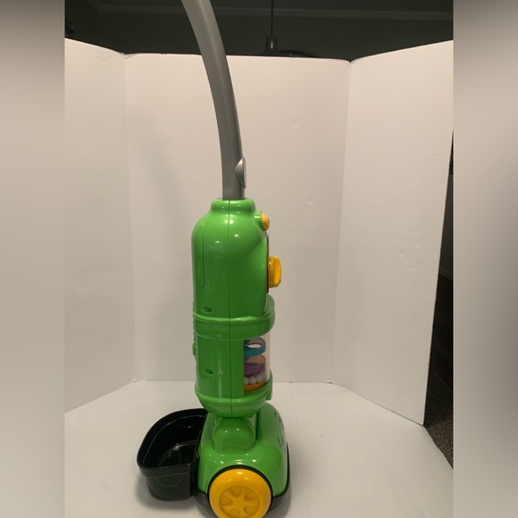 LeapFrog Pick Up Count Vacuum Cleaner Good Condition - Picture 2 of 9